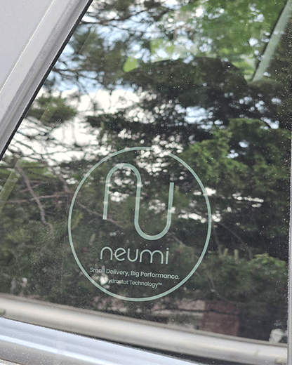 Neumi Window Decal